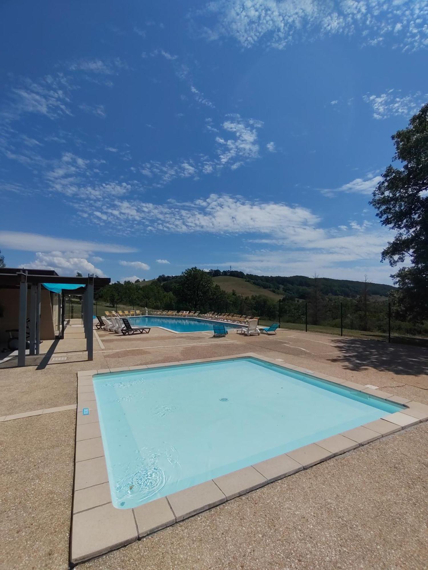 Village Bord De Ciel Caylus Екстер'єр фото